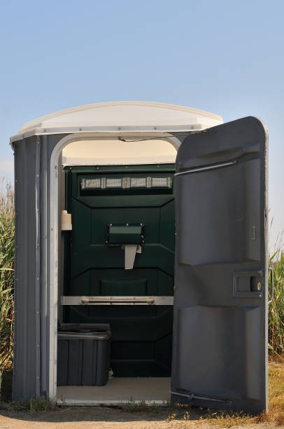 Best Portable restroom trailer rental  in Temple Hills, MD